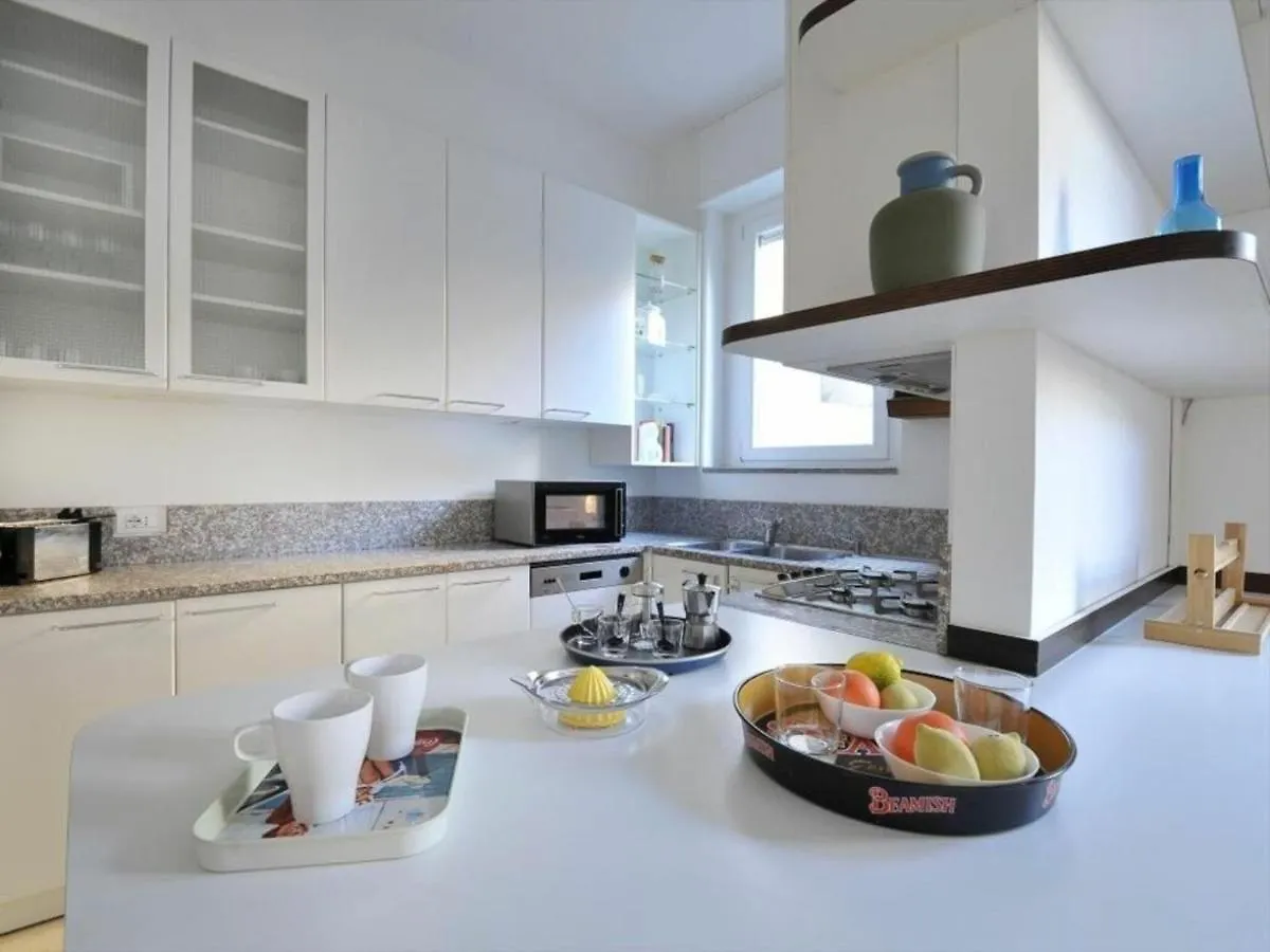 Olmetto By Halldis Milano 0*,  İtalya